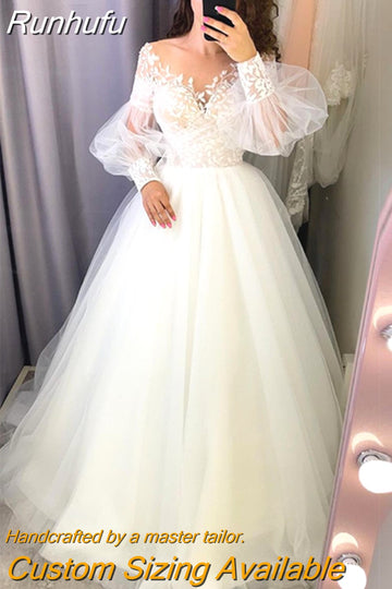 Runhufu Beach Wedding Dress A-Line Long Puff Sleeve Sheer Illusion Back Lace Appliques Bride Gown Vestido De Noiva